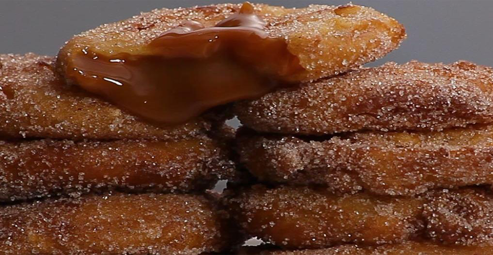 Beignets aux pommes coeur caramel