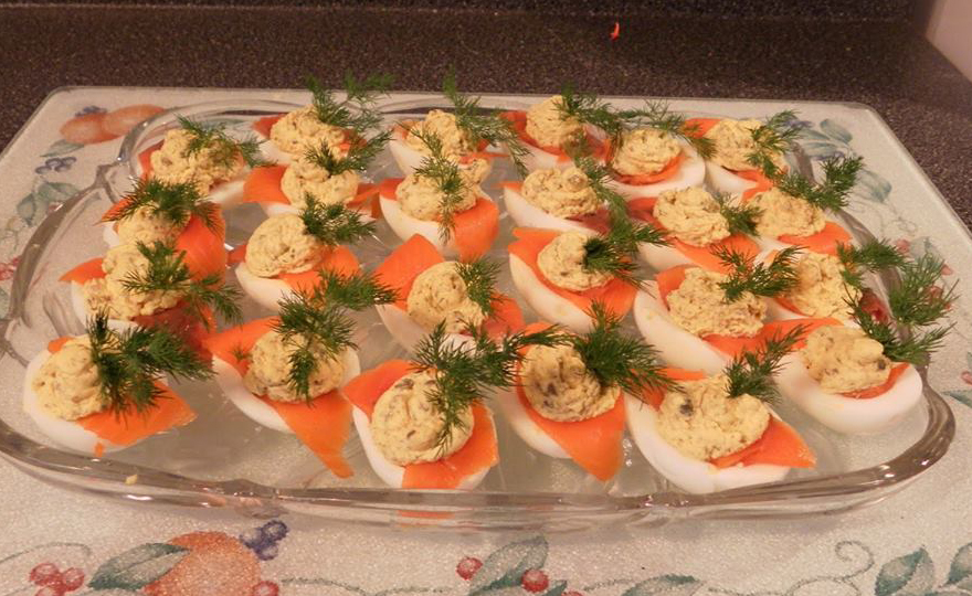 Oeufs farcis au saumon fumé idéal pour noël