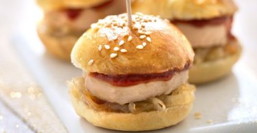 Mini-burgers maison au foie gras et chutney de figues