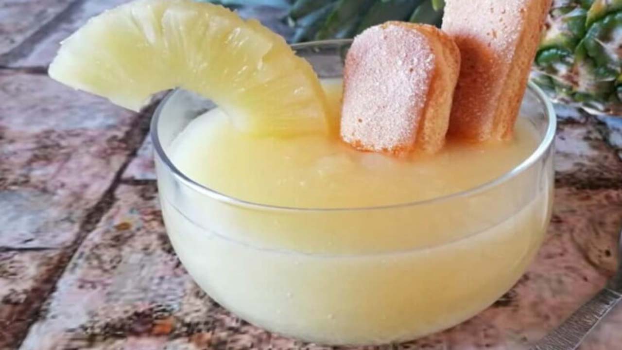 Crème d’ananas sans lait et sans œufs dessert léger