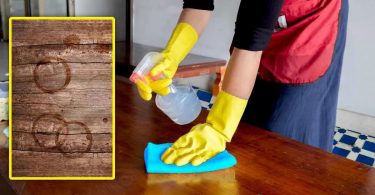 Nettoyage : voici la meilleure astuce pour éliminer les taches d’eau sur le bois